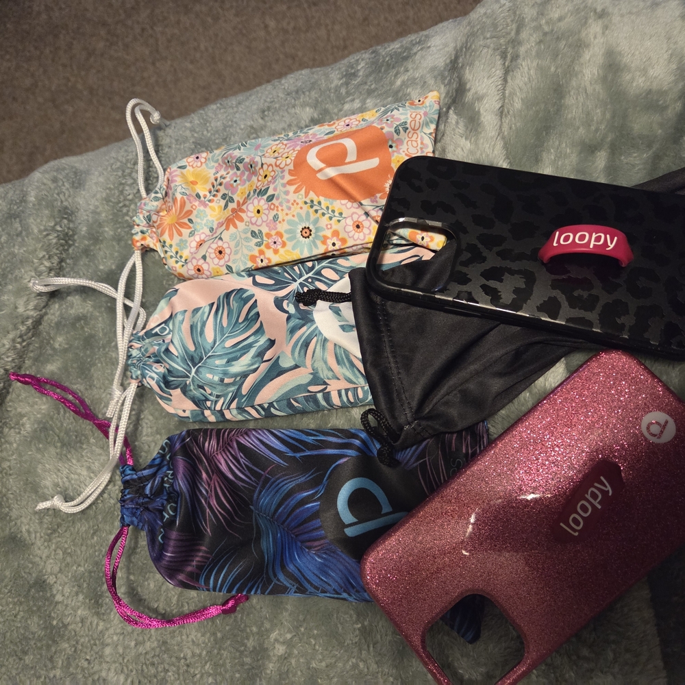 Loopy Phone Case Bundle with Pouches
